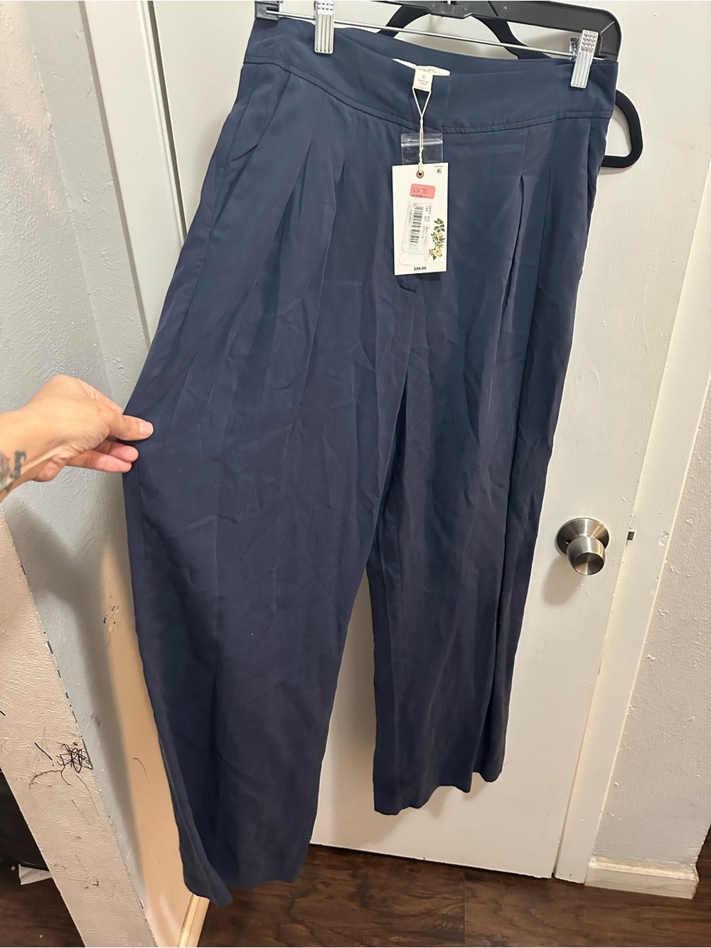 Chelsea & Violet Navy Pleated Wide-Leg Chinos